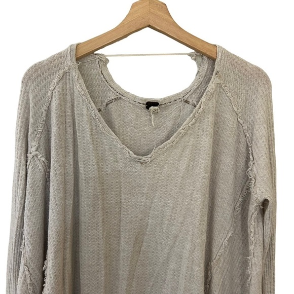 FREE People Shirt Womens Small Laguna Thermal V Neck Relaxed Boho Casual Tan - Picture 3 of 10